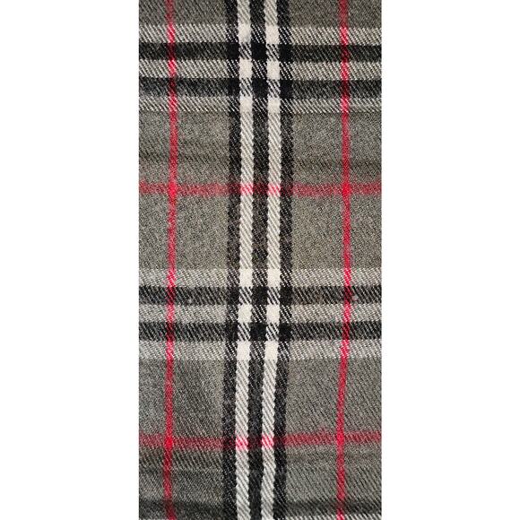 BURBERRYs of London 100% Lambswool Gray Scarf Shawl Nova Check Vintage (2) - Picture 8 of 8
